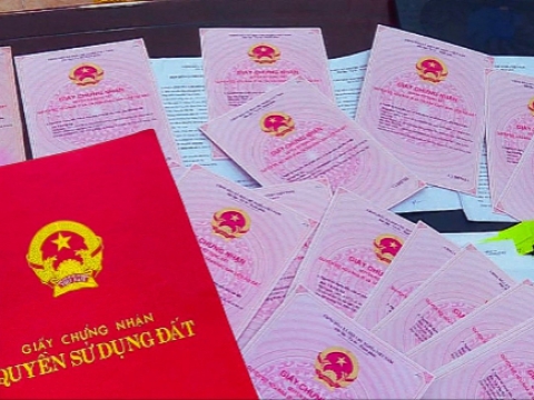Cảnh báo tình trạng lừa đảo tích hợp thông tin 'sổ đỏ' vào VNelD
