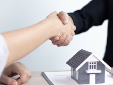 Bố mẹ cho đất thì có cần sự đồng ý của con không?